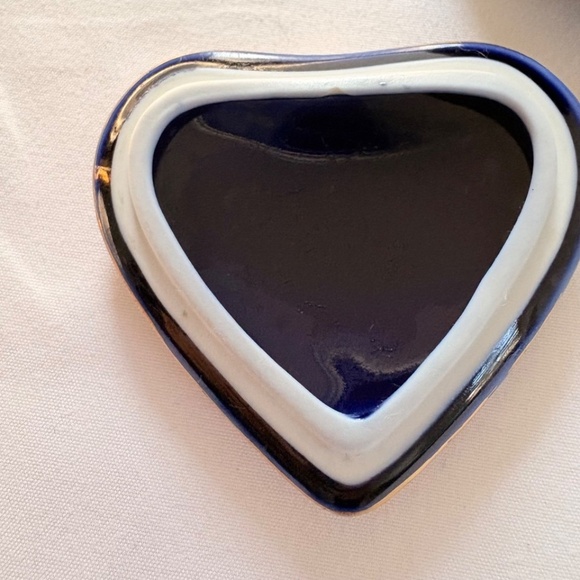 Vintage Limoges Rochard France Cobalt Blue & Gold Hand Painted Heart Box - Picture 4 of 10